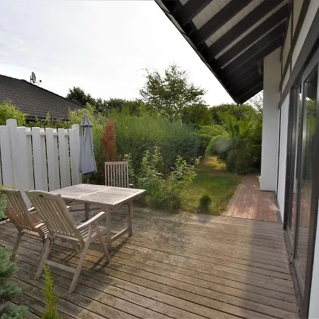 Garten-ferienwohnung In Laendlicher Idylle