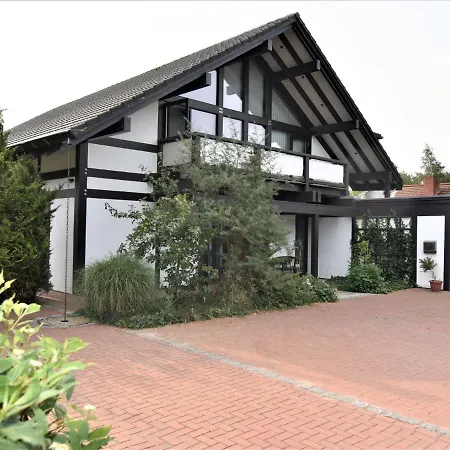 Garten-ferienwohnung In Laendlicher Idylle